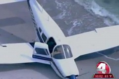 Floride: Un père et sa fille fauchés par un avion sur la plage Floride: Un père et sa fille fauchés par un avion sur la plage