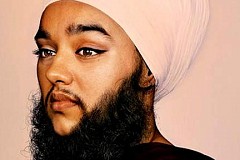 Le geste courageux de la femme à barbe britannique Le geste courageux de la femme à barbe britannique