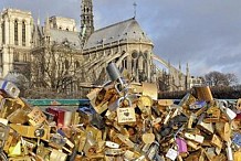 La mairie de Paris demande aux amoureux de remplacer les cadenas par des selfies