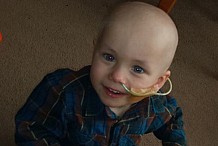 Cancer : à 2 ans, il vient à bout de ses 27 tumeurs