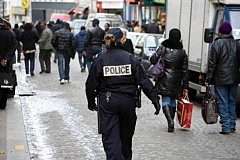 France: 9 mois de prison ferme pour avoir mis la main aux fesses d’une policière