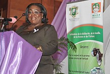 JNS 2014 : Anne Ouloto réaffirme l’engagement du Gouvernement à œuvrer à la protection et au respect des droits fondamentaux des populations les plus démunies