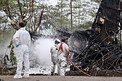 Dix morts dans un accident d'avion en Colombie Dix morts dans un accident d'avion en Colombie