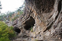 Somnambule, il campe au bord d'une falaise... et tombe dans le vide Somnambule, il campe au bord d'une falaise... et tombe dans le vide