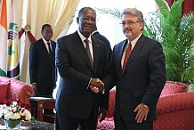 Le président ivoirien reçoit les lettres de créance de trois nouveaux ambassadeurs