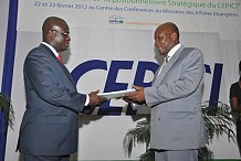 Côte d’Ivoire : Experts et autorités insistent pour l’amélioration du climat des affaires