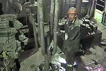 (Vidéo) La machine explose au nez de l’ouvrier