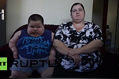 (Vidéo) À 3 ans, ce petit garçon pèsedéjà 70 kilos