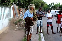 (Photos et Vidéo) Un rastaman avec 40 ans de Dreadlocks
