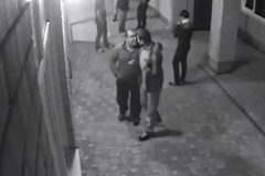 (vidéo) Russie: Un boxeur met KO deux hommes venus l’agresser 