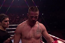 (Vidéo) Impressionnante fracture du nez en kick-boxing