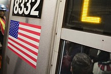 New York : un homme poussé sous le métro sous les yeux de sa femme