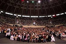 1.960 couples se disent oui au cours d'un mariage collectif à Rio