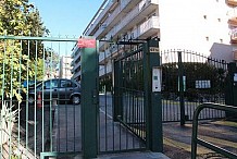 France : Elle oublie ses clés, escalade le portail et s'empale