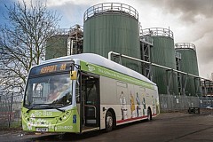 (Vidéo) Espagne: Elle accouche dans le bus et se fait applaudir