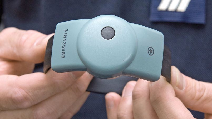 Kalaj Vdlbnatina Nepoktnat Bracelet Electronique Prison A Vendre Madeinpga Com Kalaj Vdlbnatina Nepoktnat Bracelet Electronique Prison A Vendre Madeinpga Com