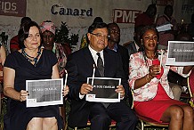 Manifestation à Abidjan de la presse étrangère pour soutenir Charlie Hebdo