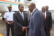 Alassane Ouattara a quitté Abidjan pour Cotonou