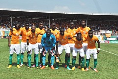 CAN 2015: un attaquant ivoirien à Malabo avec son féticheur CAN 2015: un attaquant ivoirien à Malabo avec son féticheur
