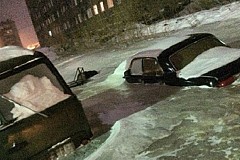 Russie: Une ville de Sibérie figée dans la glace après la rupture de canalisations