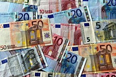 France: Trahi par sa sueur, il est arrêté avec un million d'euros en liquide France: Trahi par sa sueur, il est arrêté avec un million d'euros en liquide