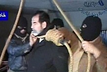 La corde qui a pendu Saddam Hussein mise aux enchères