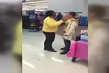 (Vidéo) Violente bagarre entre une vendeuse et une cliente