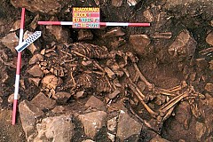 Grèce: Des archéologues découvrent un couple enlacé depuis 6.000 ans