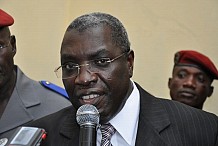 Le ministre ivoirien de la Défense 