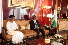  Le Chef de l’Etat a échangé avec la Représentante Spéciale du Secrétaire Général des Nations Unies en Côte d’Ivoire.
