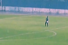 (Vidéo) Brésil: Un gardien brésilien marque un but depuis sa surface (Vidéo) Brésil: Un gardien brésilien marque un but depuis sa surface
