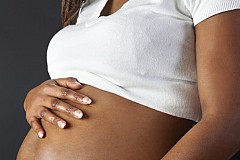 Une jeune femme enceinte se fait tabasser pour ne pas avoir dit merci Une jeune femme enceinte se fait tabasser pour ne pas avoir dit merci
