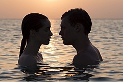 Faire l'amour dans l'eau: est-ce bien prudent?