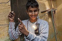 (Photos) Inde: «L'isolant humain», l'adolescent qui résiste à une forte charge électrique
