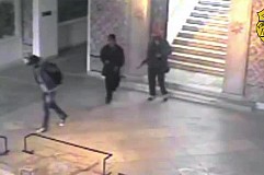 (Vidéo) Attentat de Tunis : des touristes ont filmé l’attaque (Vidéo) Attentat de Tunis : des touristes ont filmé l’attaque