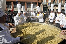 Haute-Garonne (France): 15.000 œufs pour une omelette de Pâques géante