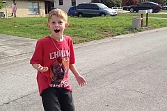 (Photos et Vidéo) Etats-Unis: Pour éviter d'aller chez le dentiste, un homme arrache la dent de son fils à l'aide de sa voiture (Photos et Vidéo) Etats-Unis: Pour éviter d'aller chez le dentiste, un homme arrache la dent de son fils à l'aide de sa voiture
