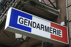 Convoqué chez les gendarmes à 9 ans après une dispute avec son amoureuse Convoqué chez les gendarmes à 9 ans après une dispute avec son amoureuse
