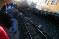 (Photos) Afrique du Sud: Un mort et 90 blessés dans un accident de train

