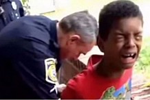 (Vidéo) Etats-Unis: Elle fait menotter son enfant de 10 ans par la police