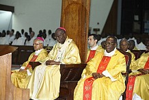 Les évêques ivoiriens appellent à un désarmement des ex-combattants avant la présidentielle
