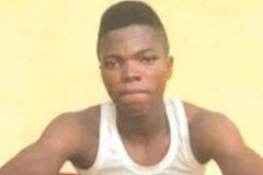 Nigeria: Il hypnotise et abuse des femmes à l'aide d'une bague magique Nigeria: Il hypnotise et abuse des femmes à l'aide d'une bague magique