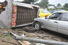 Agboville : Huit morts dans une collision entre un taxi-brousse et un car de transport