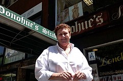 Il laisse 100 000 dollars de pourboire posthume à deux restauratrices Il laisse 100 000 dollars de pourboire posthume à deux restauratrices