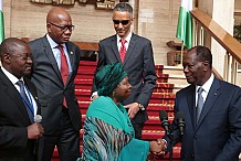 Une invitée refuse de serrer la main du président Ouattara