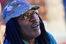 Alpha Blondy repond à Koffi Olomidé qui l'a traité de drogué