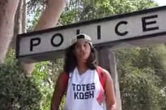 (Vidéo) États-Unis: Elle tente de se faire arrêter pour prouver l’existence du «privilège blanc» (Vidéo) États-Unis: Elle tente de se faire arrêter pour prouver l’existence du «privilège blanc»