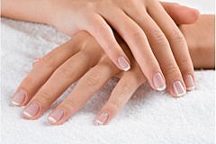 Les bons réflexes pour de jolis ongles au naturel