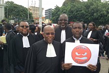 Justice ivoirienne : les huissiers présentent leurs excuses au ministre Gnénéma Coulibaly après leur sit-in contre le projet de loi de l’UEMOA