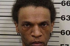États-Unis: Le cambrioleur se cache trois jours sous le lit de sa victime États-Unis: Le cambrioleur se cache trois jours sous le lit de sa victime